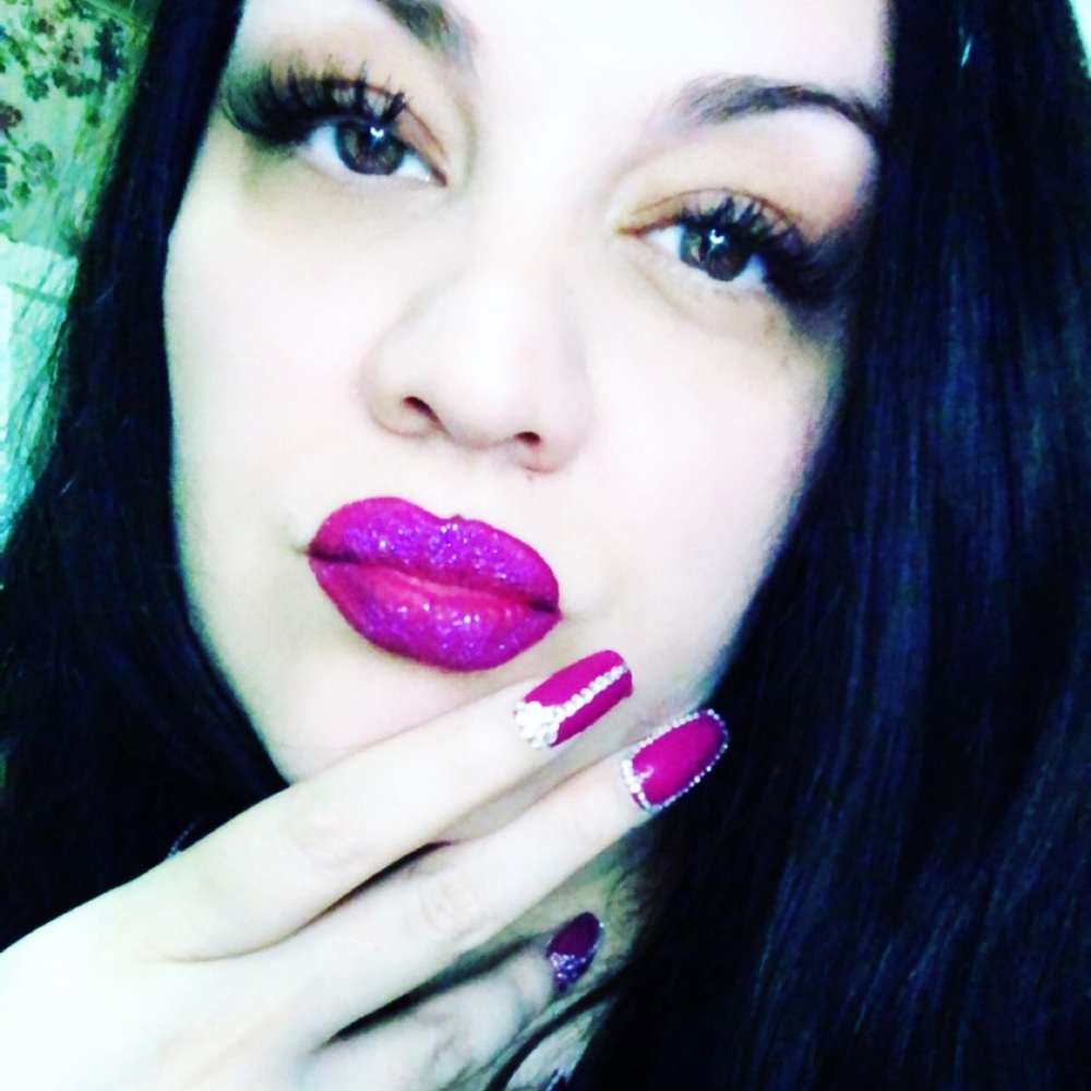 Meet your posher jessica! - Picture 4 of 9